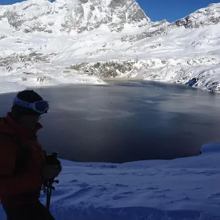 Spectacular Mountain Hideaway Antey-Saint-André