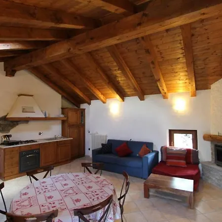 Spectacular Mountain Hideaway