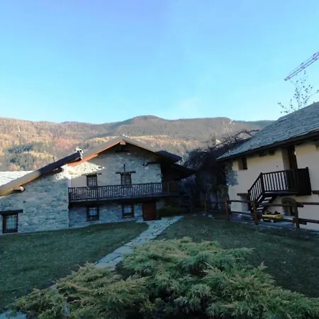 Spectacular Mountain Hideaway * Antey-Saint-André