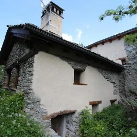 Spectacular Mountain Hideaway 아파트 *