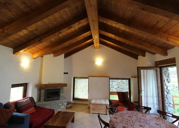 Spectacular Mountain Hideaway