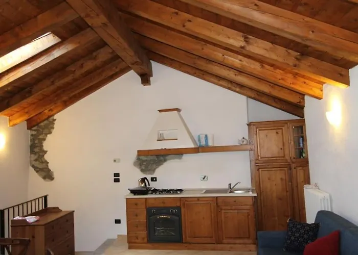 Spectacular Mountain Hideaway * Antey-Saint-André